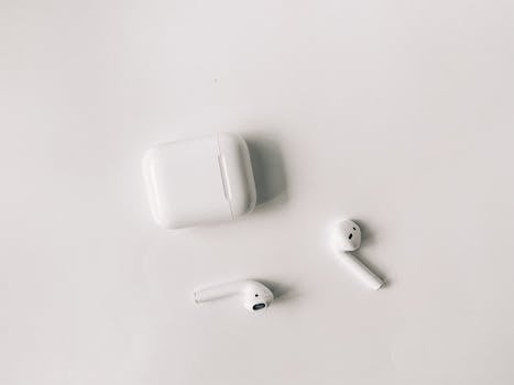Restore the Sound: The Ultimate Guide on How to Clean Your AirPods and AirPods Pro